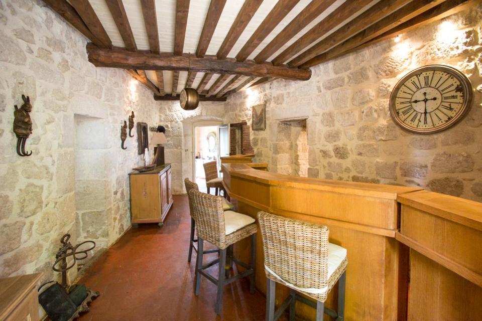 Chateau De Pleneselve Bon-Encontre Luaran gambar