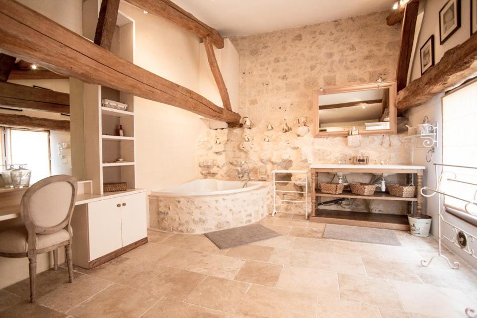 Chateau De Pleneselve Bon-Encontre Luaran gambar