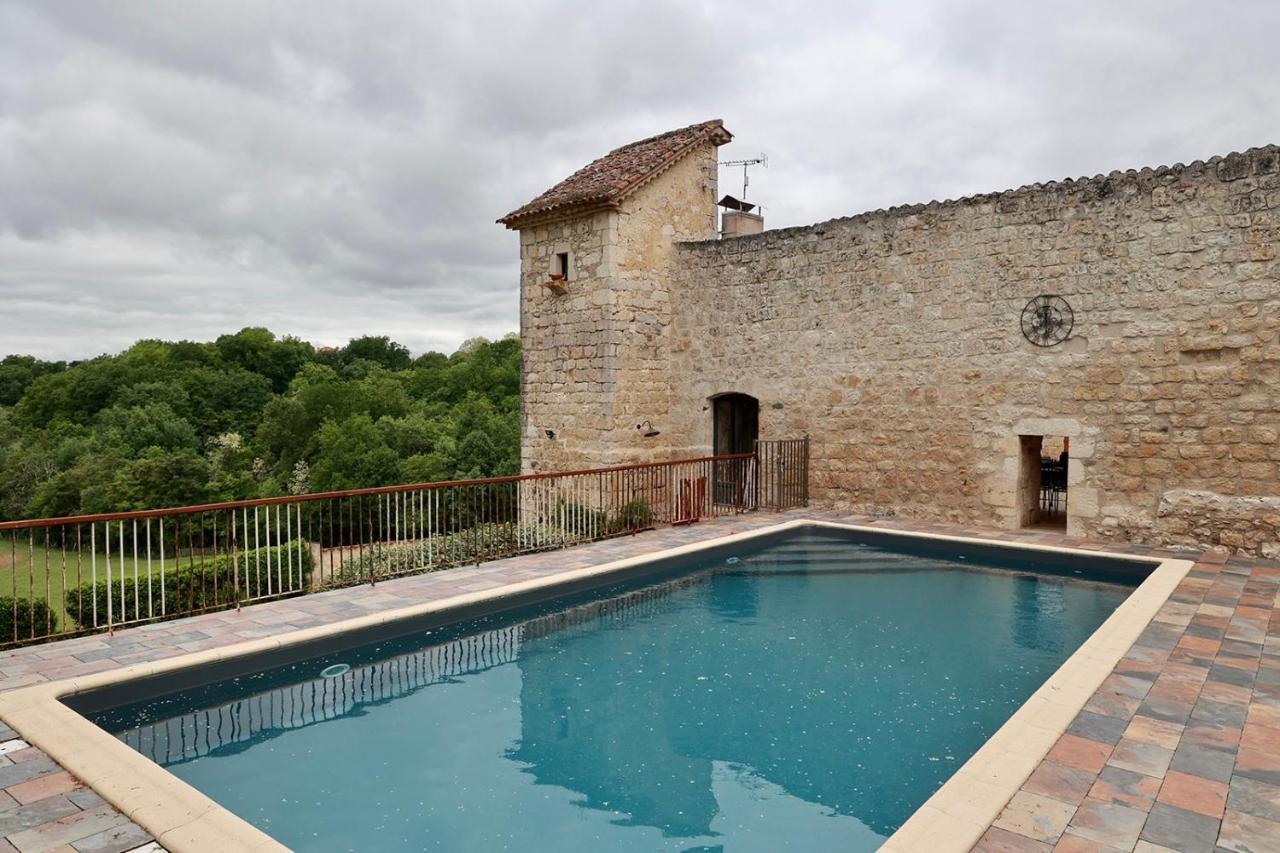 Chateau De Pleneselve Bon-Encontre Luaran gambar